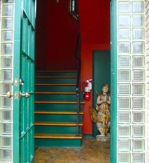 The Leonardo Apartments